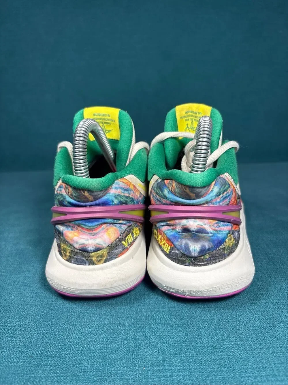 Nike Kyrie Low 5 GS Multi-Color Tie Dye Youth Size 4Y Shoes DQ8076-011